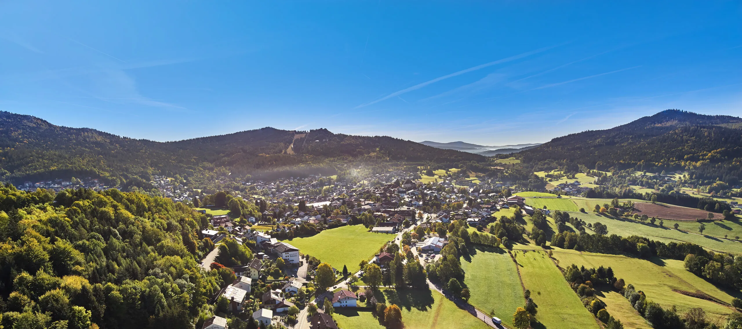 Luftaufnahme von Bodenmais im Bayerischen Wald